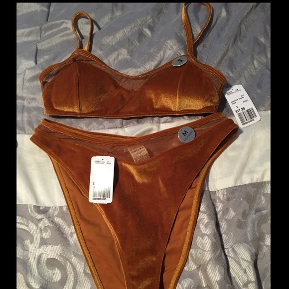 Forever 21 Velvet Bikini Small Top/Medium Bottom - Picture 5 of 5